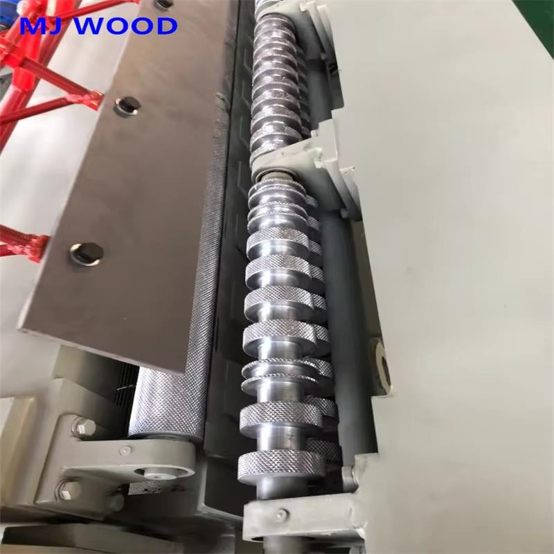 motor driven veneer peeling machine